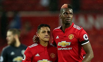 Χοντρό ψαλίδι στα συμβόλαια της Γιουνάιτεντ