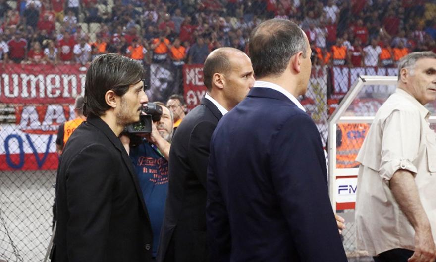 Παρόντες Γιαννακόπουλος και Αγγελόπουλοι στη συνέλευση του ΕΣΑΚΕ