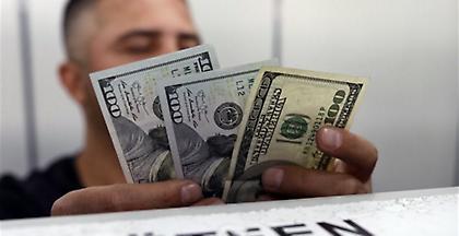 Σε χαμηλό επταμήνου πέφτει η τουρκική λίρα εν μέσω φόβων για νέες εκλογές