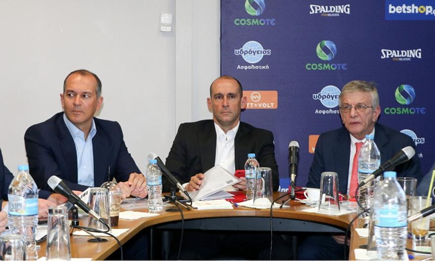 Ο Ολυμπιακός ζητάει από τον Παναθηναϊκό να αποδεχθεί τους ξένους διαιτητές