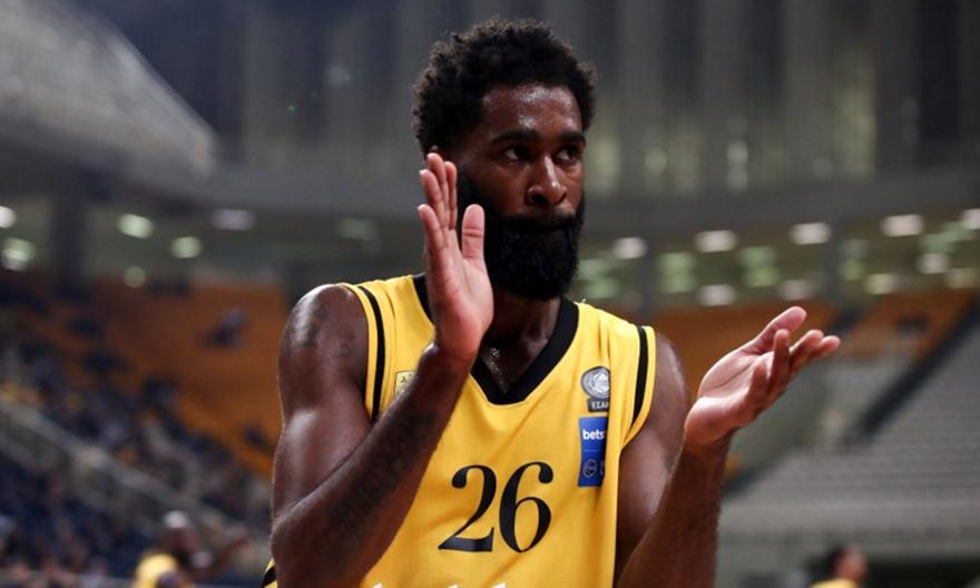 Μπήκε στο πρόγραμμα ο Σαντ-Ρος