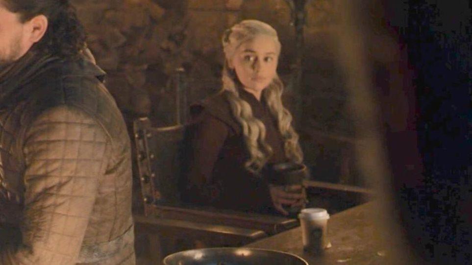 Game of Thrones: Τι απάντησε το HBO για την... επική γκάφα με τον καφέ, μετά τον διαδικτυακό χαμό