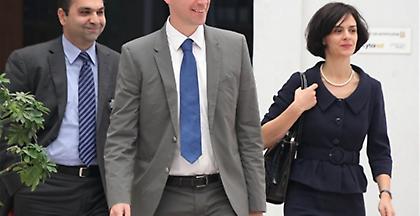 Συνάντηση κυβερνητικών στελεχών με κλιμάκια των θεσμών