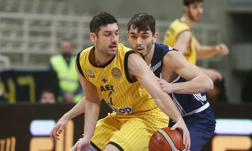 Ξανθόπουλος: «Πόσο πιο χαμηλά! Μόνο στην Ελλάδα»