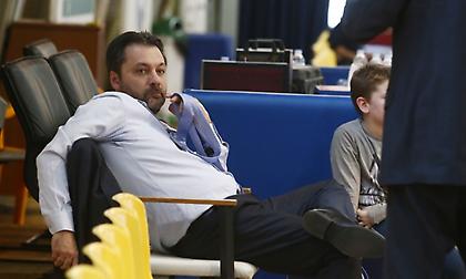 «Ράκος» ο Σερέλης δεν πήγε στη συνέντευξη Τύπου μετά τον υποβιβασμό του Λαυρίου