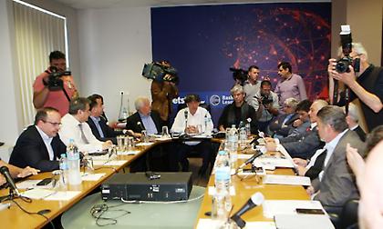 Απείλησαν με αποχώρηση οι δημοσιογράφοι στον ΕΣΑΚΕ λόγω των επιλεκτικών διαρροών