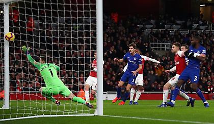 Τι κερδίζει, τι χάνει ο Ολυμπιακός, αν πάρει η Άρσεναλ ή η Τσέλσι το Europa League!