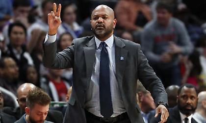 Νέος υποψήφιος για τον πάγκο των Λέικερς!