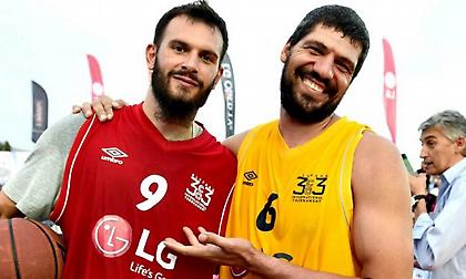 Η φωτογραφία Λάζου – Φώτση 15 χρόνια πριν!