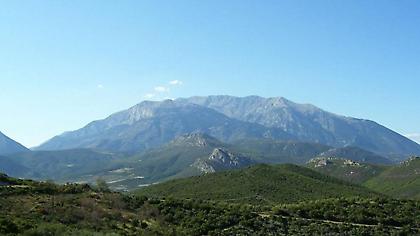 Παρνασσός: Εντοπίστηκαν οι 2 αγνοούμενοι-Αναζητείται ο 3ος