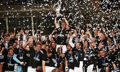 Η απονομή στον Κυπελλούχο και νταμπλούχο ΠΑΟΚ (video)