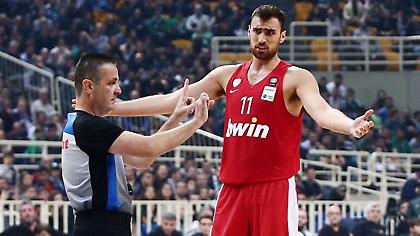 Ταυτοποιήθηκαν πέντε οπαδοί του Ολυμπιακού για την επίθεση στον Αναστόπουλο