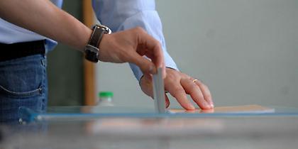 DW: Οι Ευρωπαίοι αδιαφορούν για τις ευρωεκλογές