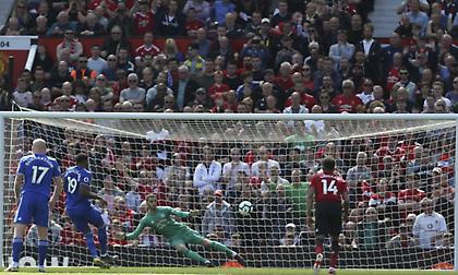 Το πέναλτι-ανέκδοτο της χρονιάς το κέρδισε η Κάρντιφ στο «Ολντ Τράφορντ» (video)