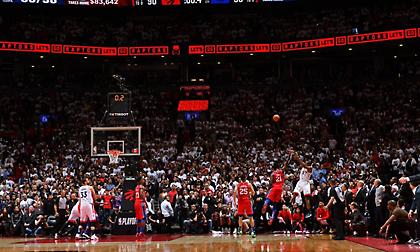 Το buzzer-beater του Λέοναρντ σε όλες τις γλώσσες (vids)