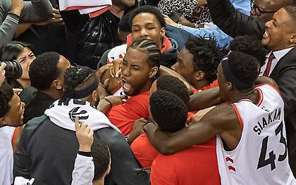 Η επική εμφάνιση και το διπλό ρεκόρ του Λέοναρντ (video)