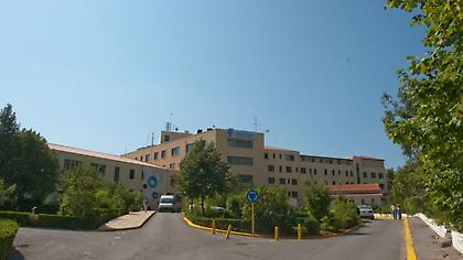 Καλαμάτα: 39χρονη χτύπησε με μπαλτά τον σύζυγό της στο κεφάλι!