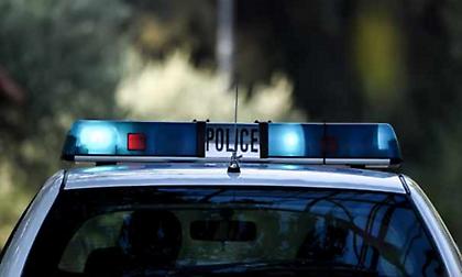 Χειροπέδες σε βίαιη σπείρα ανηλίκων