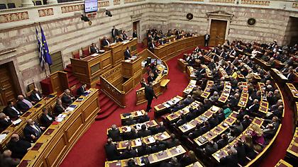 Κατατέθηκε η τροπολογία για την 13η σύνταξη - Τι προβλέπει