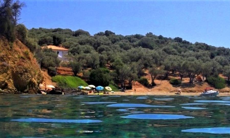 Το νησί χωρίς αυτοκίνητα που με 10 ευρώ τη μέρα κάνεις ονειρικές διακοπές (pics)