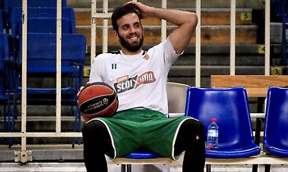 O Νίκος Παππάς έγινε… Τσιτσιπάς χούλιγκαν! (video)