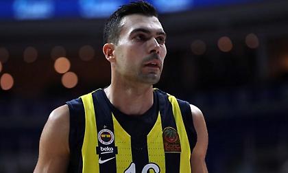 Σλούκας: Διοργανώνει καμπ για την καταπολέμηση του παιδικού καρκίνου! (photo)