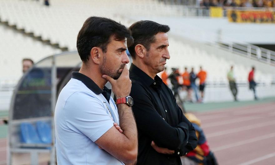 Αποχαιρέτησε τους παίκτες της ΑΕΚ ο συνεργάτης του Χιμένεθ