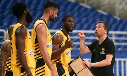 Με τα γνωστά προβλήματα η ΑΕΚ