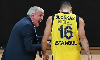 Ομπράντοβιτς: «Εμπιστεύομαι πολύ τον Σλούκα, είναι ο προπονητής μας στο παρκέ»