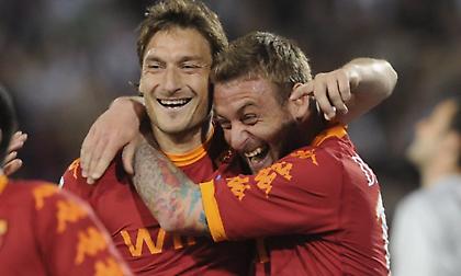 Το συγκινητικό μήνυμα του Τότι στον Ντε Ρόσι: «Θα είσαι πάντα ο αδερφός που απέκτησα στο γήπεδο»