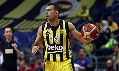 Το καινούριο twitter του Σλούκα και το «πείραγμα» από τον Ντατόμε (photo)