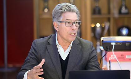 Απάντησε με... γενικολογίες στην ΑΕΚ ο Περέιρα