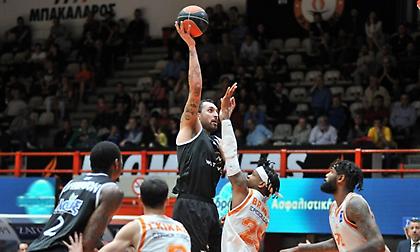 «Καθάρισε» τον προβληματικό ΠΑΟΚ ο Προμηθέας και βλέπει τετράδα