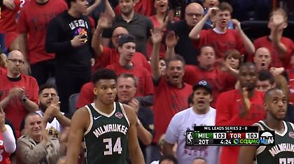 Έξαλλοι πανηγυρισμοί από τους φίλους των Ράπτορς στην αποβολή του Γιάννη (video)