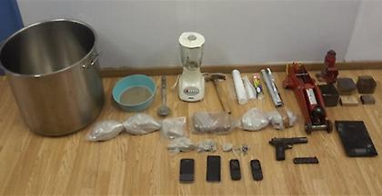 Τέσσερις συλλήψεις για διακίνηση ναρκωτικών στον Κολωνό