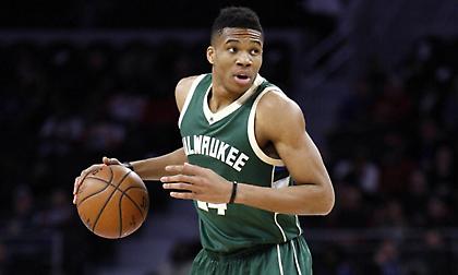 Αντετοκούνμπο: «Συντηρώ δύο οικογένειες, θα απογοητευτώ για ένα παιχνίδι;»