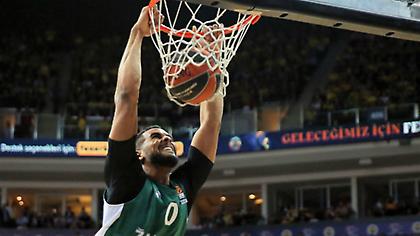 Marca: «Έκλεισε στην Ρεάλ ο Ντέιβις»