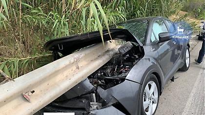 Συγκλονιστικό τροχαίο στη Ρόδο: Προστατευτικό κιγκλίδωμα διαπέρασε αυτοκίνητο