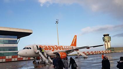 Απείλησε ότι θα ανατινάξει αεροπλάνο για να μην τον επισκεφθούν οι... γονείς του