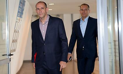 Όταν οι αντιδράσεις στην αντίδραση, δείχνουν την ορθότητά της