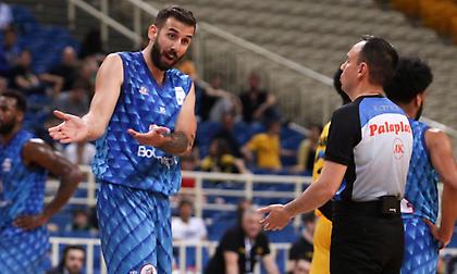 Νοκ άουτ για τον Χολαργό ο Γιάνκοβιτς, με Ρογκαβόπουλο στη 12άδα η ΑΕΚ