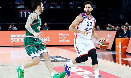 Ξέχασε το Final Four και έκανε το 1-0 η Εφές