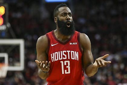 Κι όμως, ο Χάρντεν πήρε ψήφους για την καλύτερη αμυντική πεντάδα