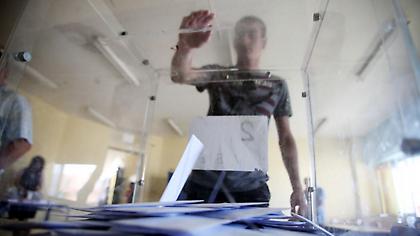 Νέες οδηγίες ΥΠΕΣ: Προσοχή, τα εκλογικά τμήματα μπορεί να είναι διαφορετικά