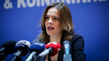 Αχτσιόγλου: Η ΝΔ χαρακτηρίζει ως «εξαγορά» τα μόνιμα μέτρα