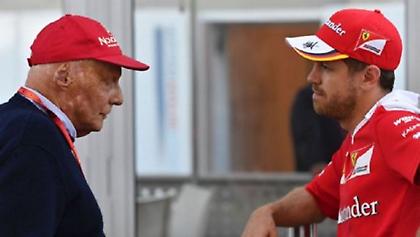 Αφιέρωση στον Νίκι Λάουντα από τον Φέτελ