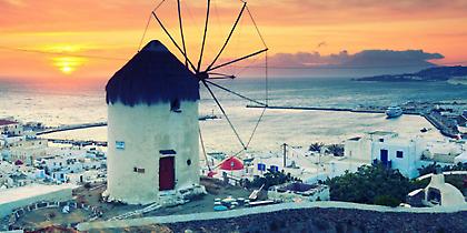 Μύκονος: Τι απαντά ο ιδιοκτήτης του εστιατορίου που χρέωσε 531 ευρώ για καλαμαράκια