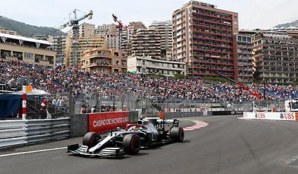 Άπιαστος ο Χάμιλτον με... ρεκόρ στο Μονακό!