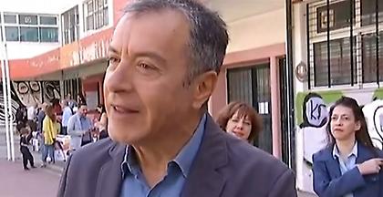 Να μην απέχουν οι νέοι από τις κάλπες συνέστησε ο Σταύρος Θεοδωράκης