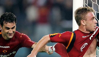 Αποθεώνει Ντε Ρόσι ο Δέλλας: «Παράδειγμα για όλους»